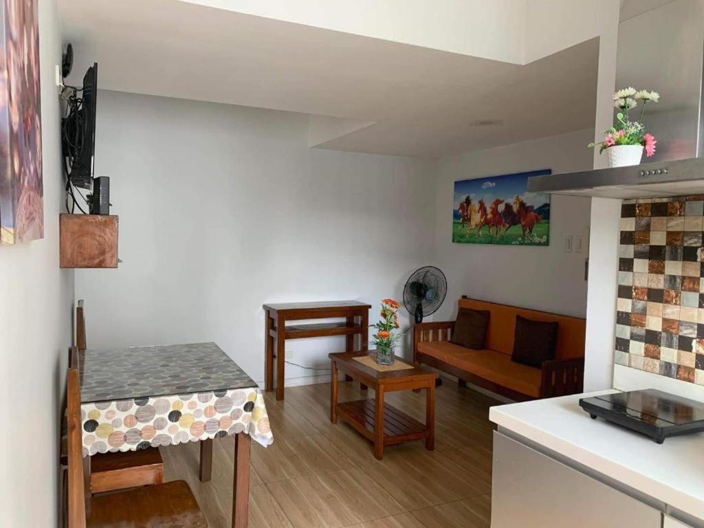 Azure Urban Resort A3 Near Airport Mall With Balcony Wavepool Manila Exterior foto